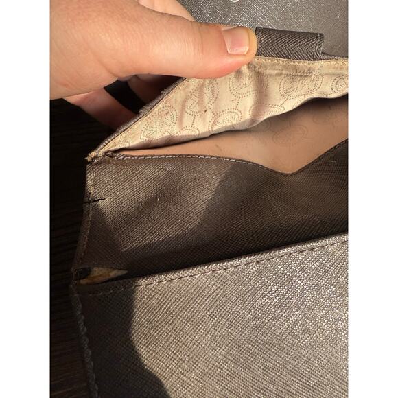 Michael Kors Jet Set Brown Monogram Checkbook Wallet - Picture 5 of 11